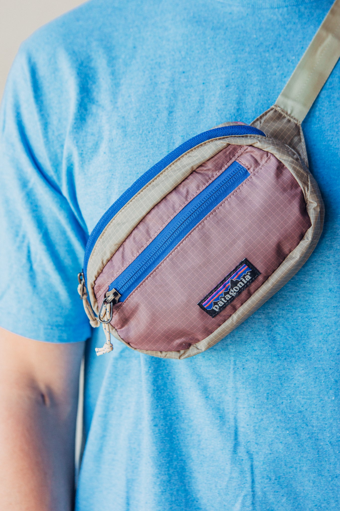 Ultralight Black Hole Mini Hip Pack