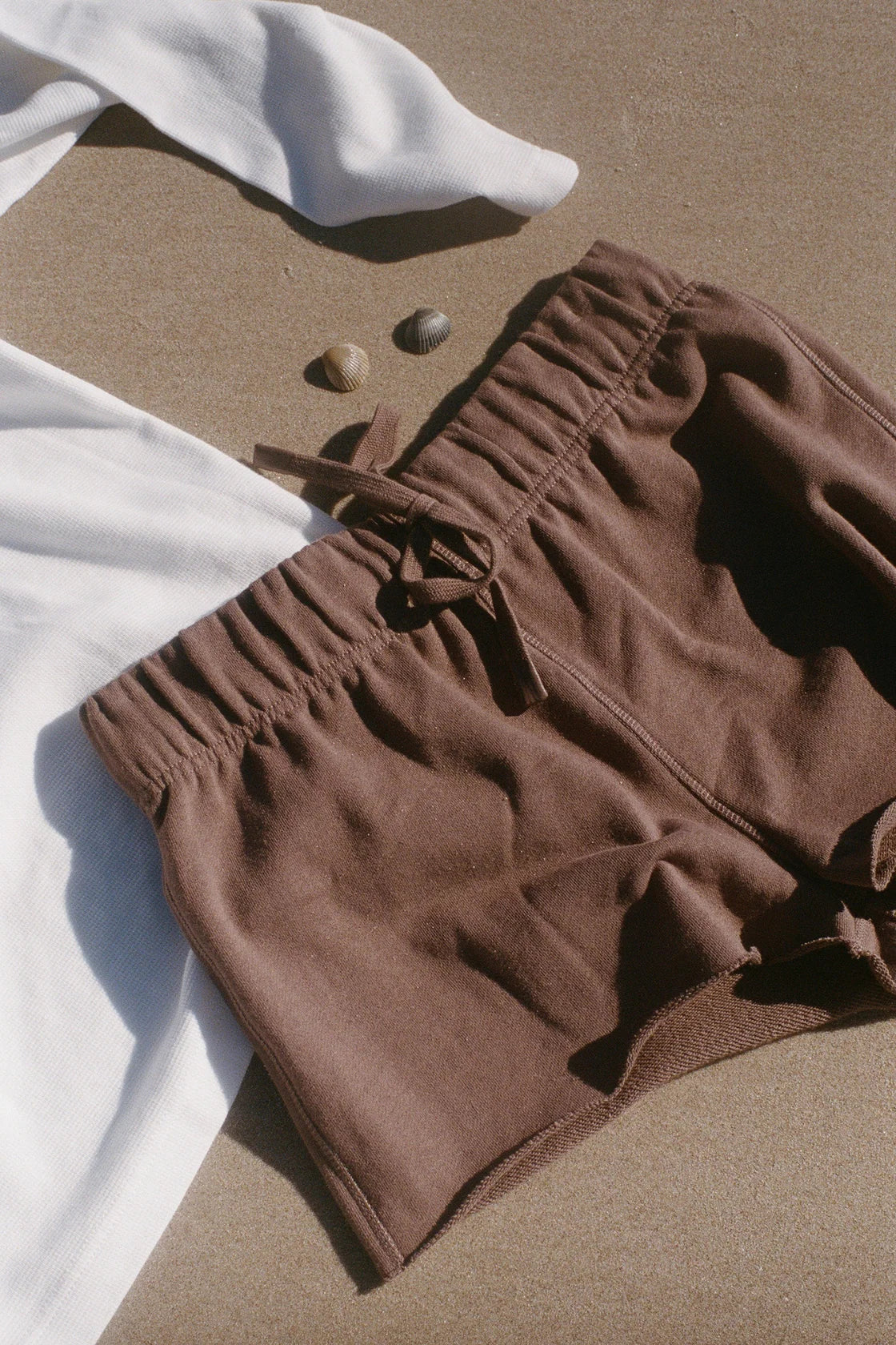 ZULU & ZEPHYR SPORT MICRO SHORT - CAROB