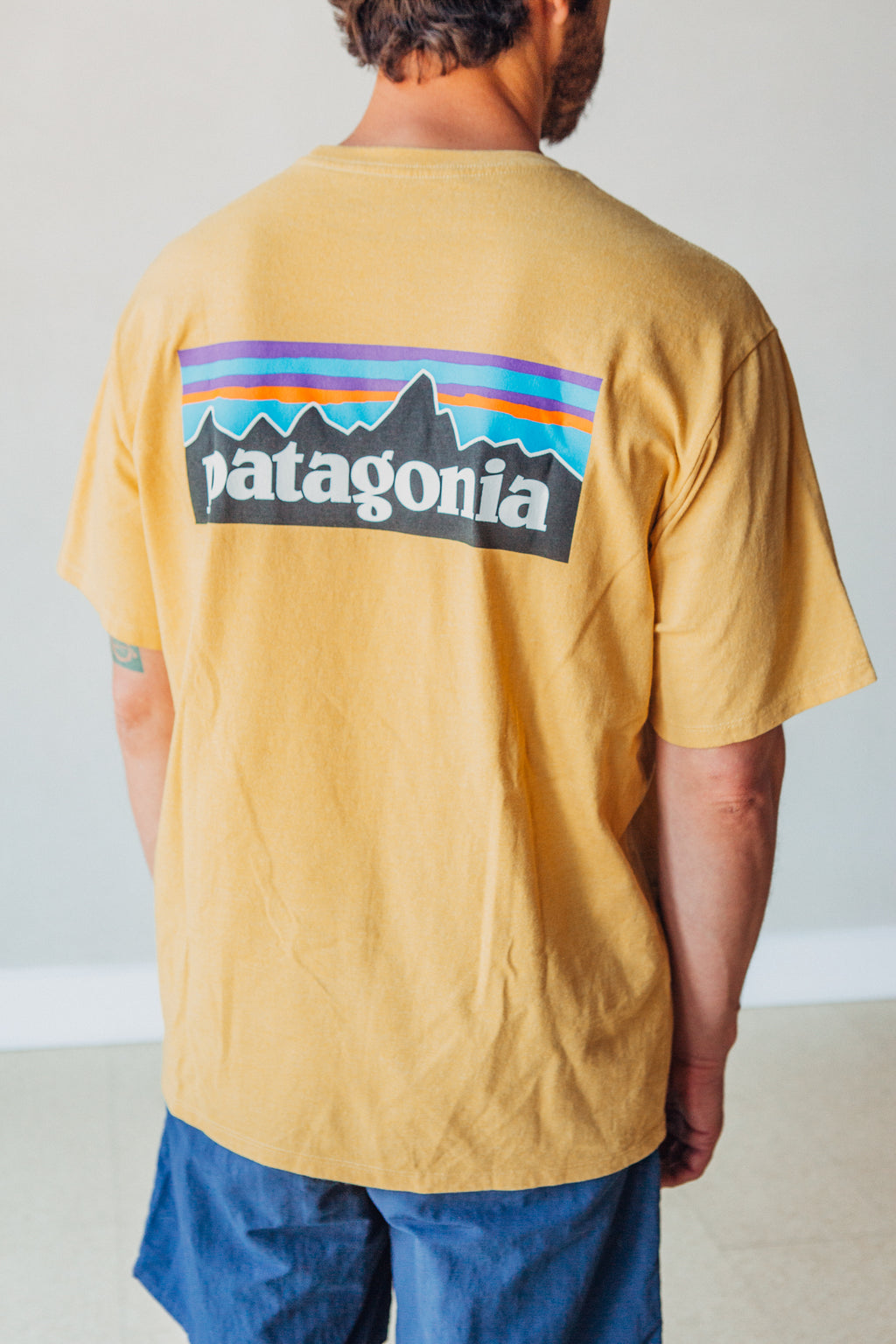 P-6 Logo Responsibili-tee